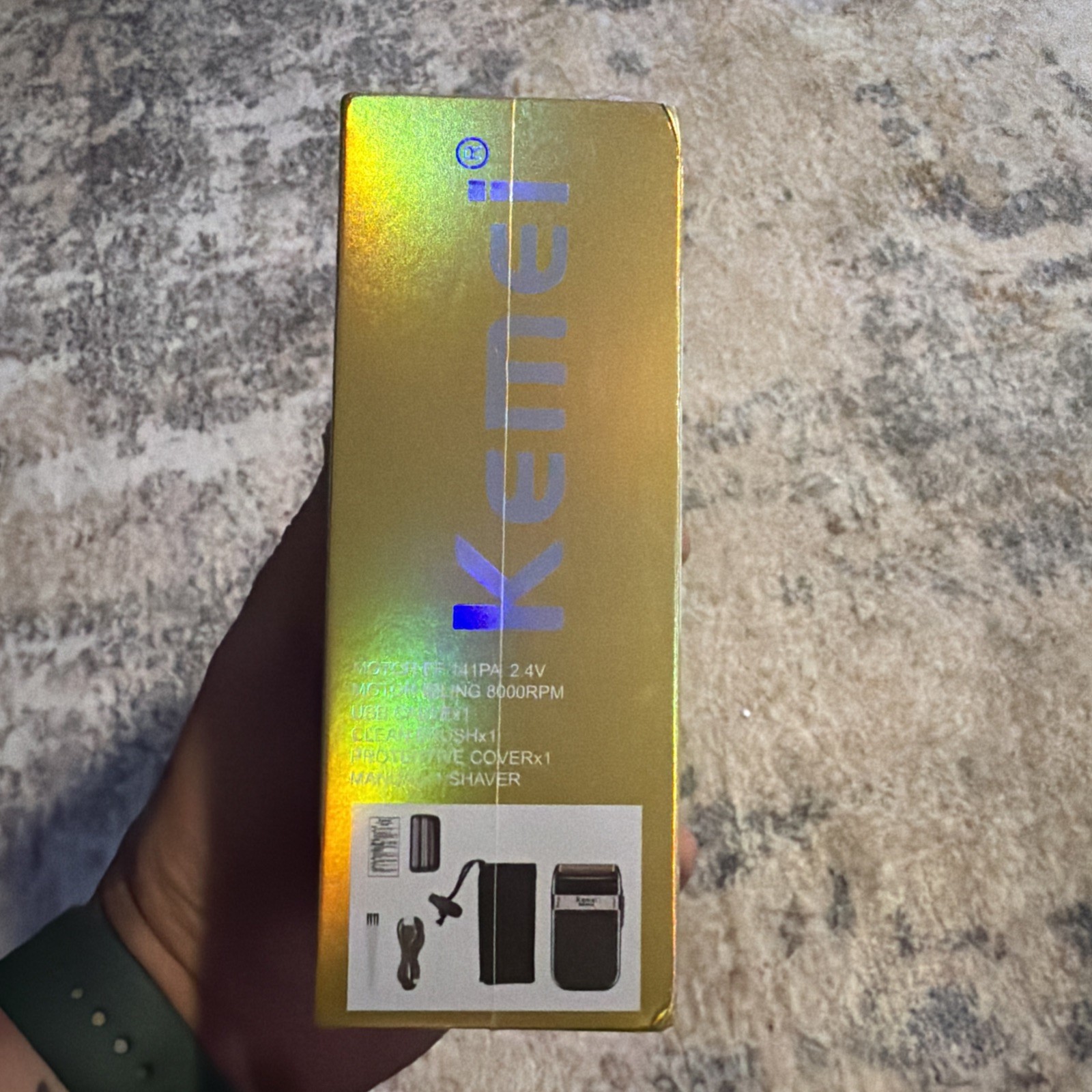Kemei KM-2024 Rechargeable Men’s Electric Shaver – Black/Gold