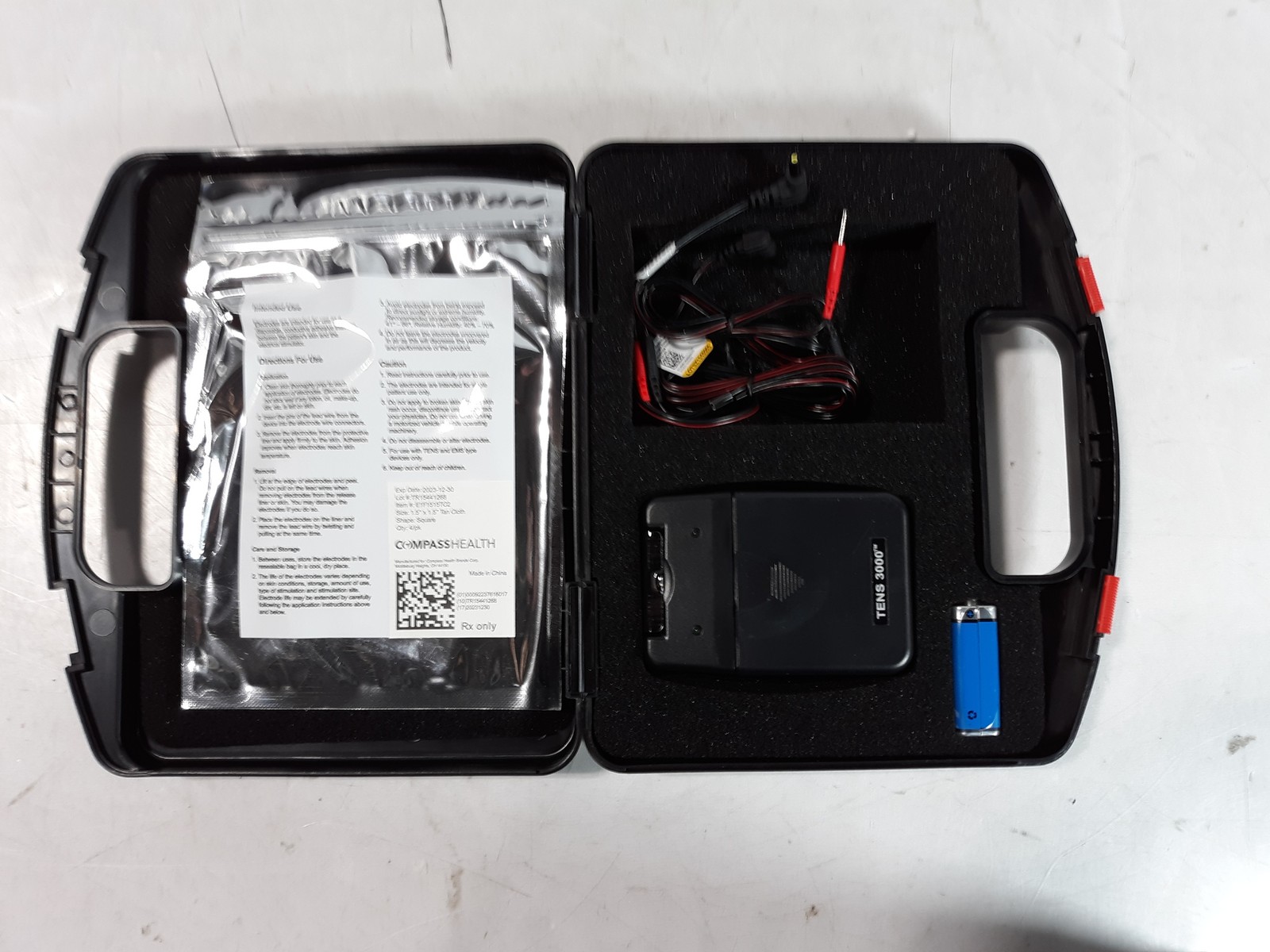 Electro Medical Equipment TENS 3000 Unit w/ Case, Leads, Pads, Battery