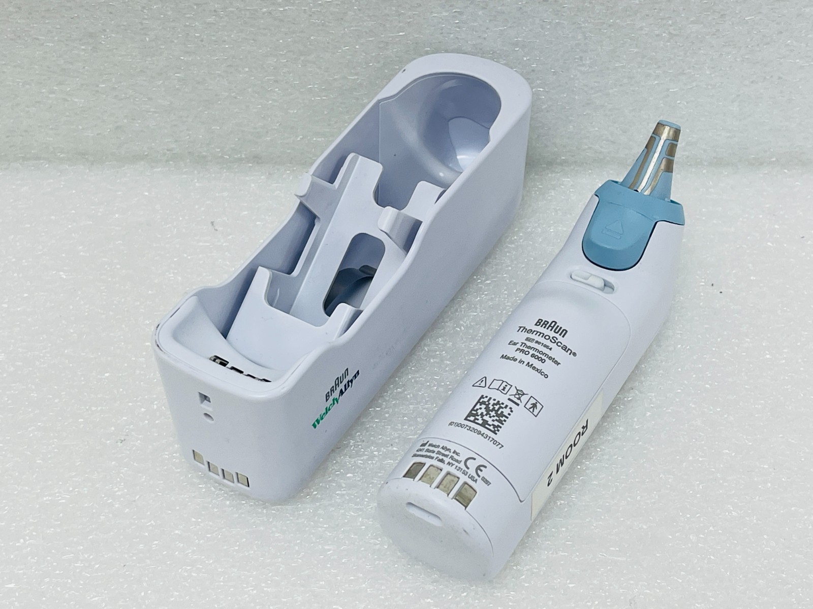 USED – Welch Allyn ThermoScan PRO 6000 Ear Thermometer w/ Free Shipping