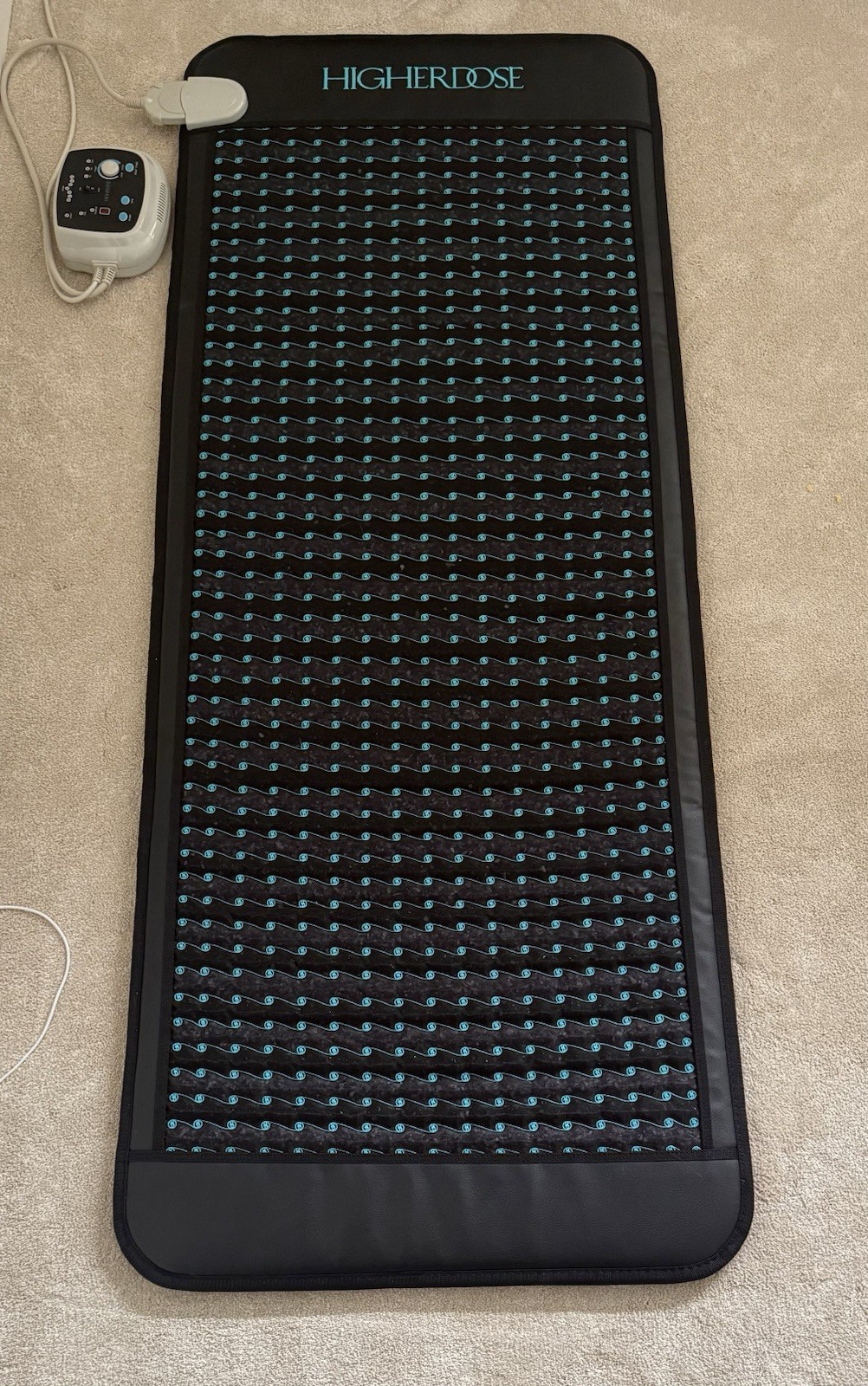 HigherDOSE Infrared PEMF Mat w/ Controller, Portable Full Body Recovery, Black