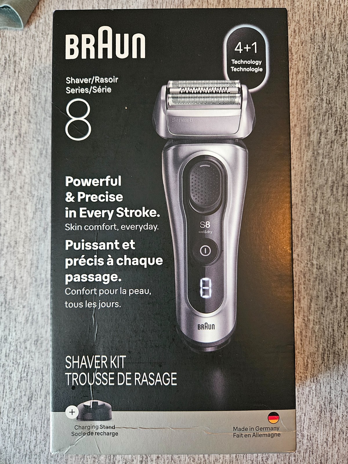BRAUN SERIES 8 MEN’S SMART SHAVER KIT CASE STAND 4+1 SHAVING TECH/BRAND NEW!!!