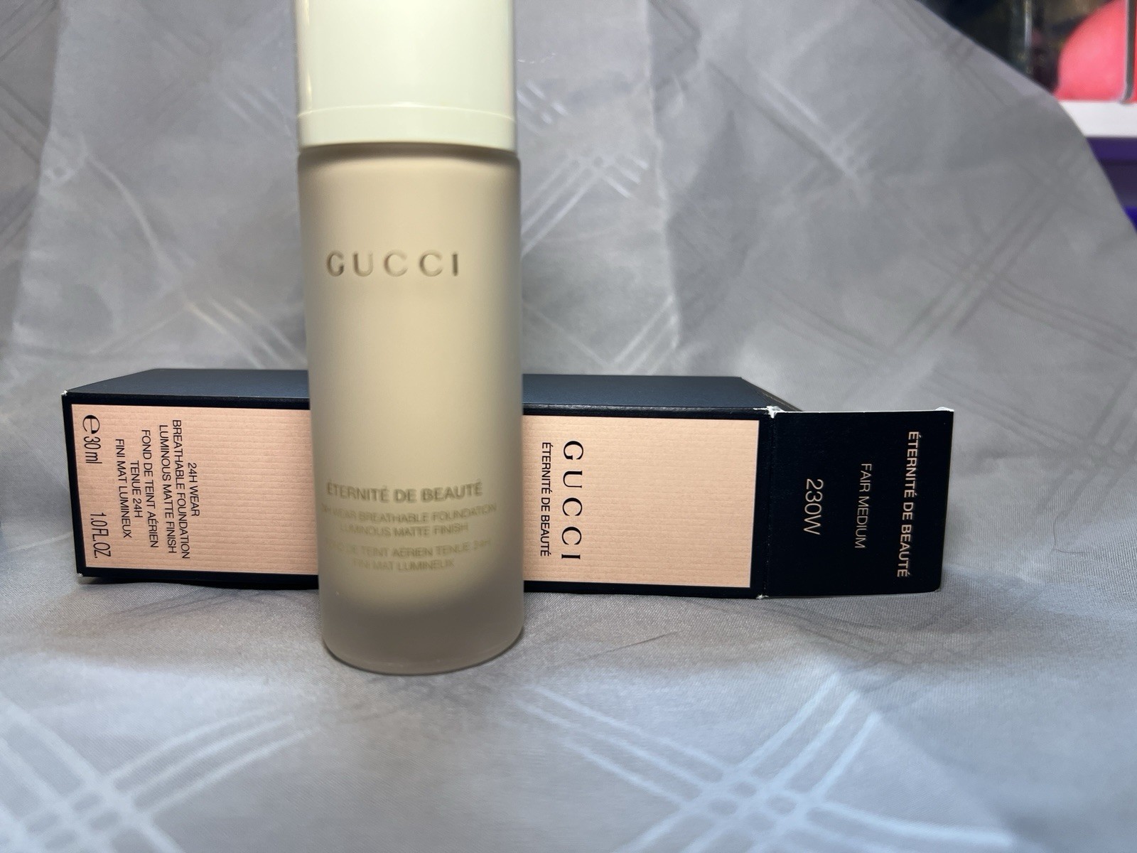 Gucci Éternité de Beauté Foundation Fair Medium 230W Full Coverage SPF 15