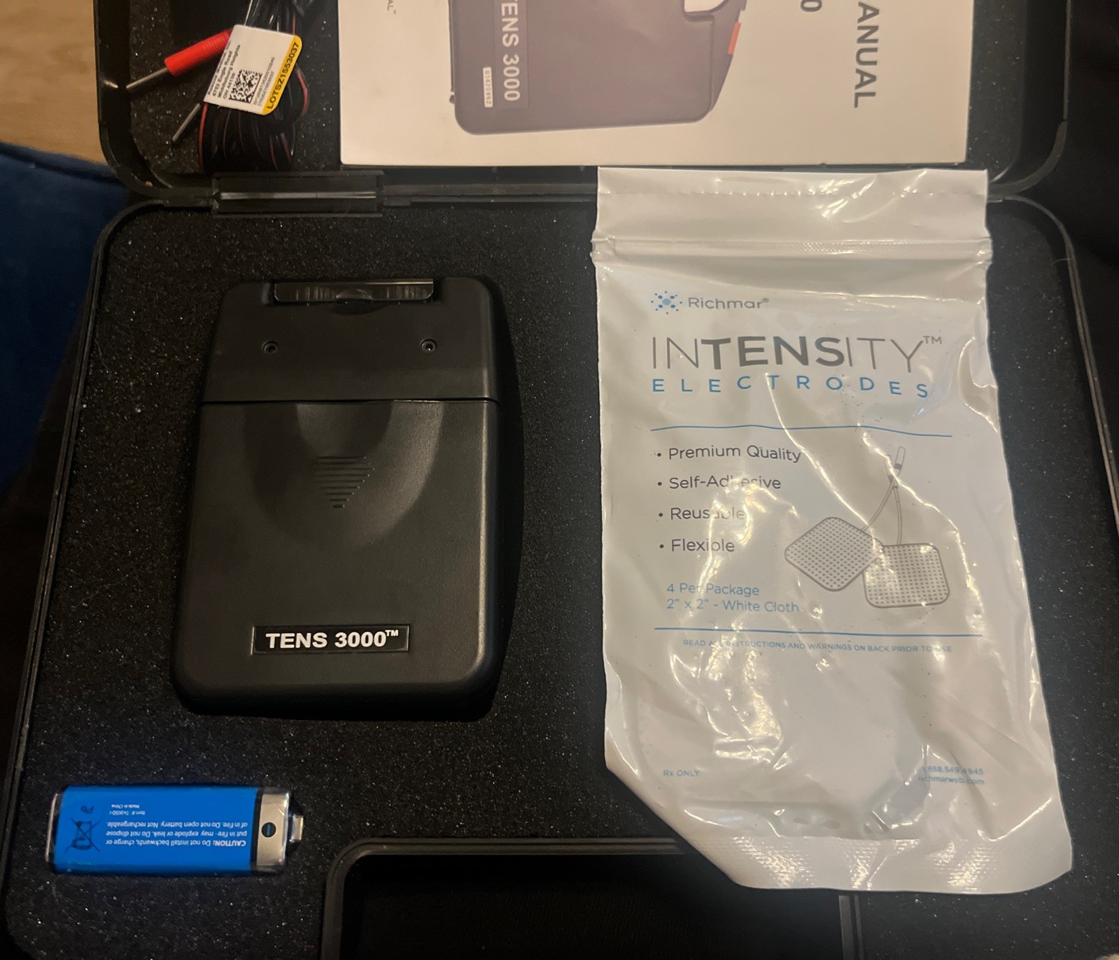 TENS 3000 Analog Unit with Electrodes Pads, Instructions & Case NEW Open Box