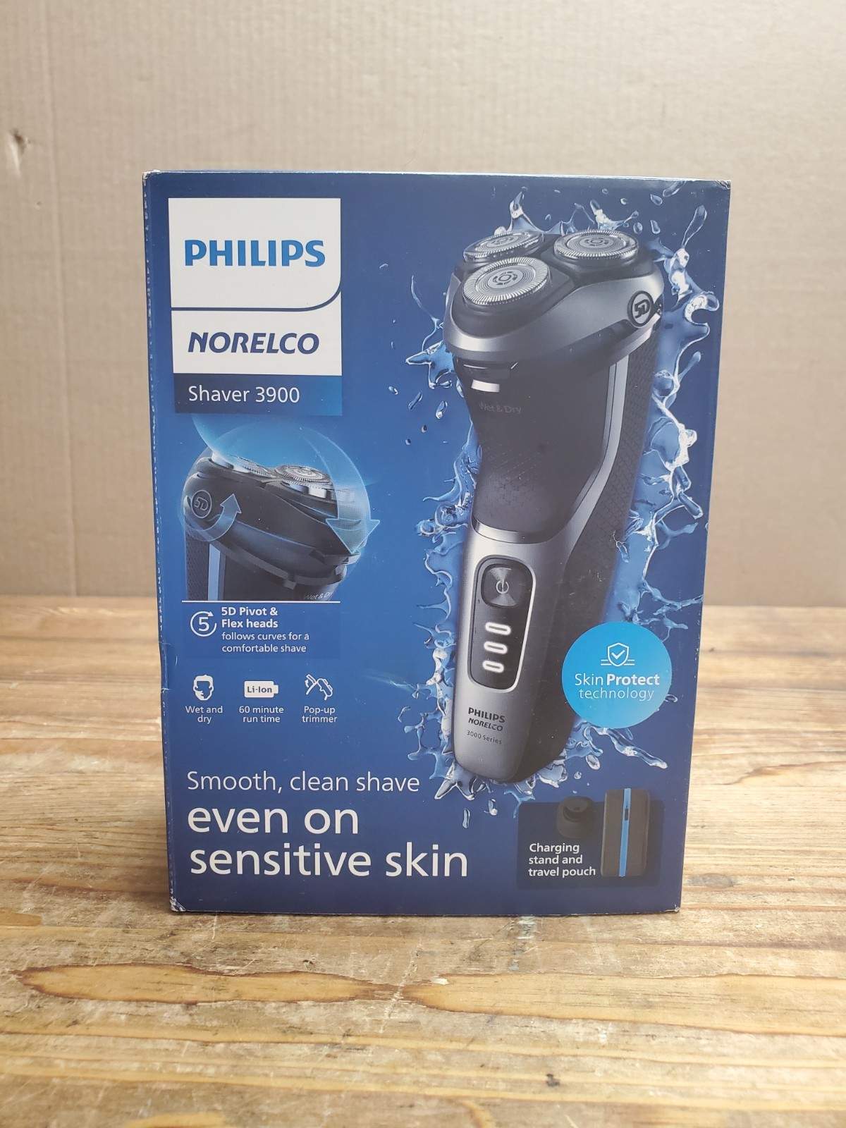 Philips Norelco Shaver 3900 Wet & Dry Electric Shaver