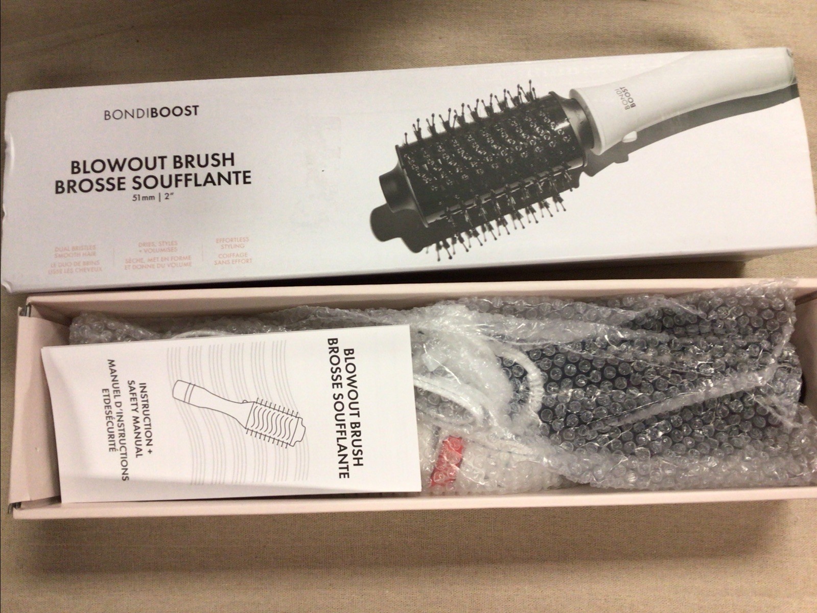 BondiBoost White Corded Electric Blowout Brush Pro Hair Dryer & Hair Brush NOB