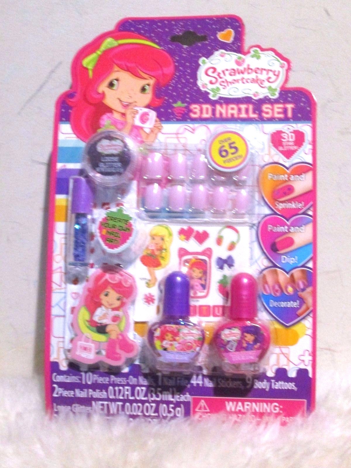 New – Strawberry Shortcake 3D Nail Set toy (over 65 pieces) 3 years+