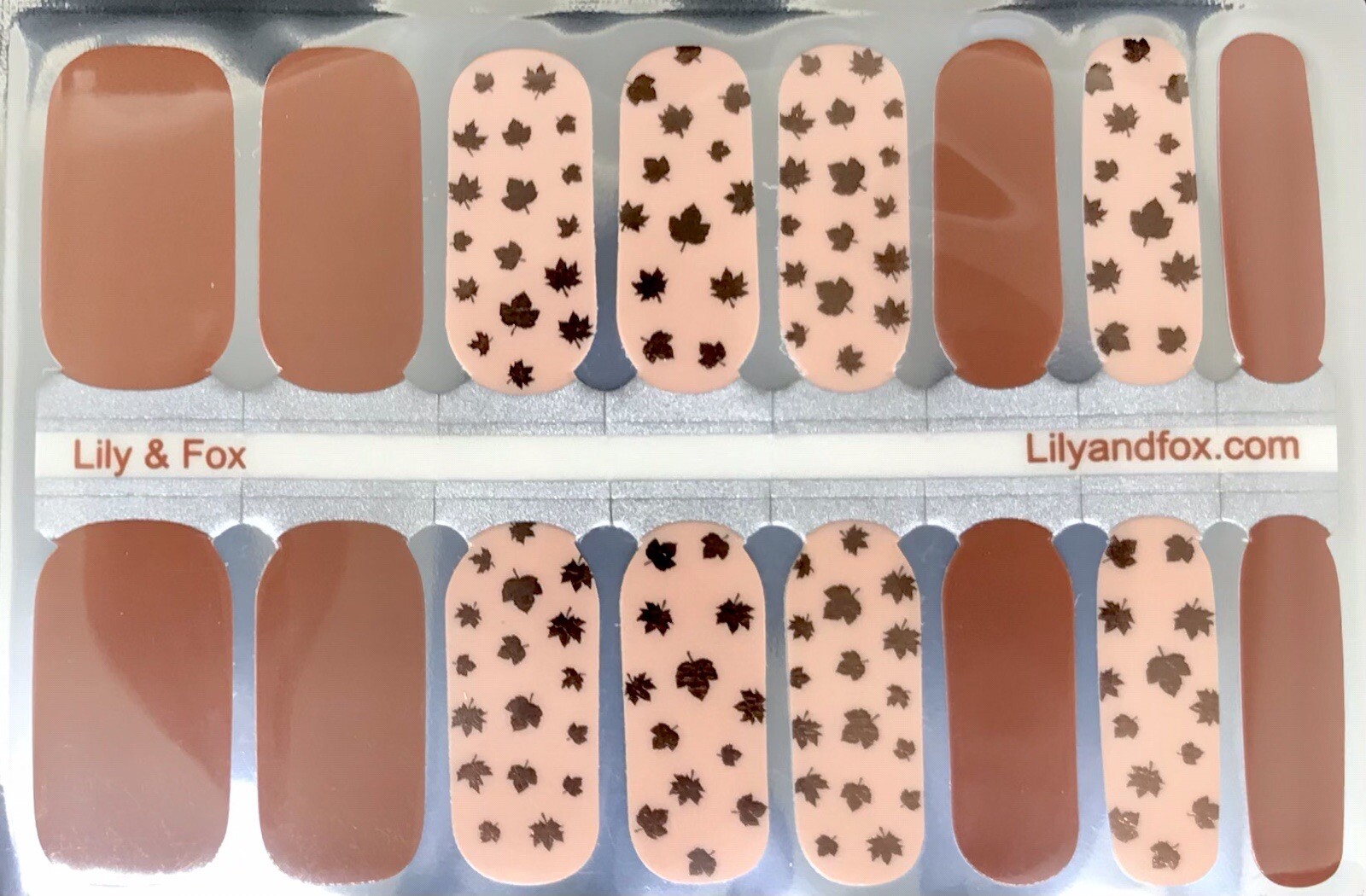 Lily And Fox Nail Polish Strips 16ct. Unknown Name. 👀 Description ⬇️