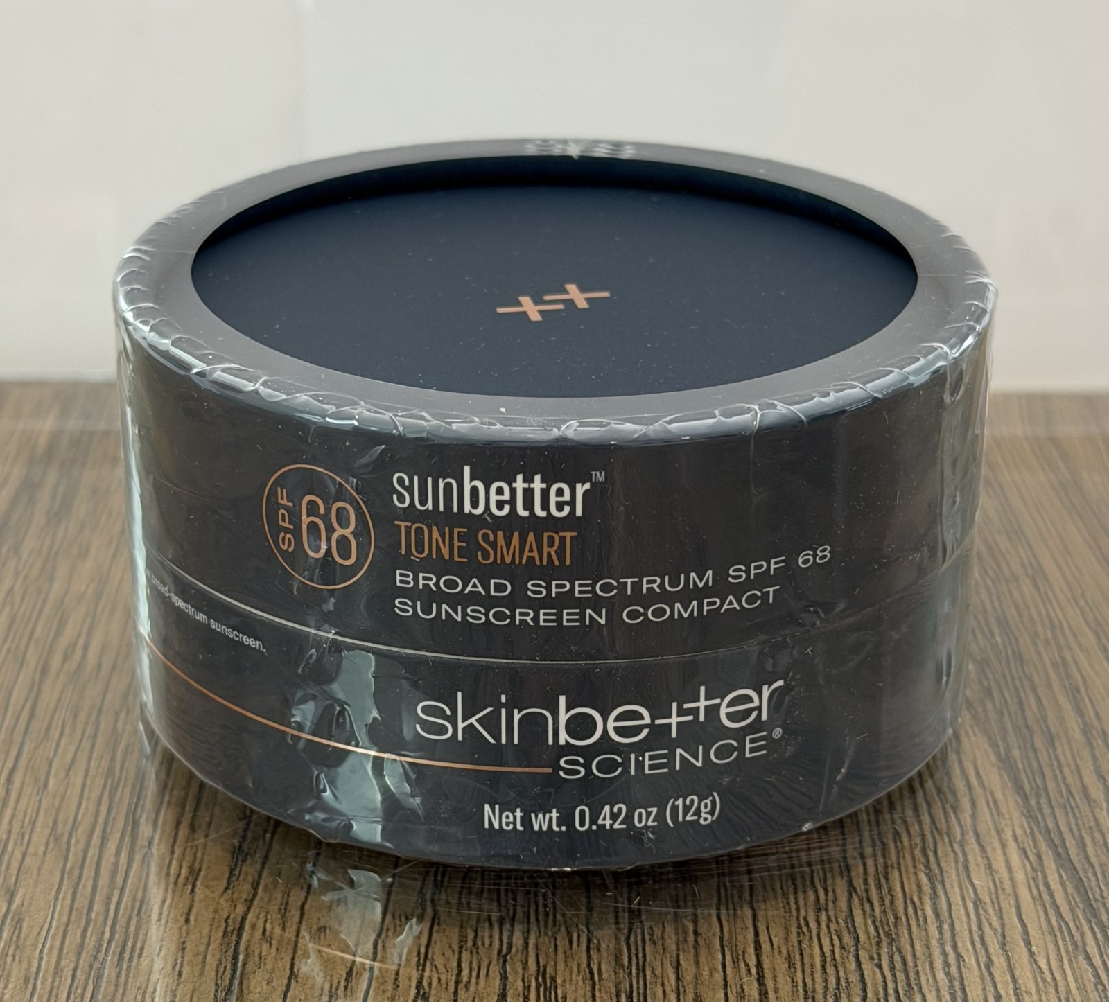 SkinBetter Sunbetter TONE SMART SPF68 Sunscreen Compact 12g *Brand New Sealed*