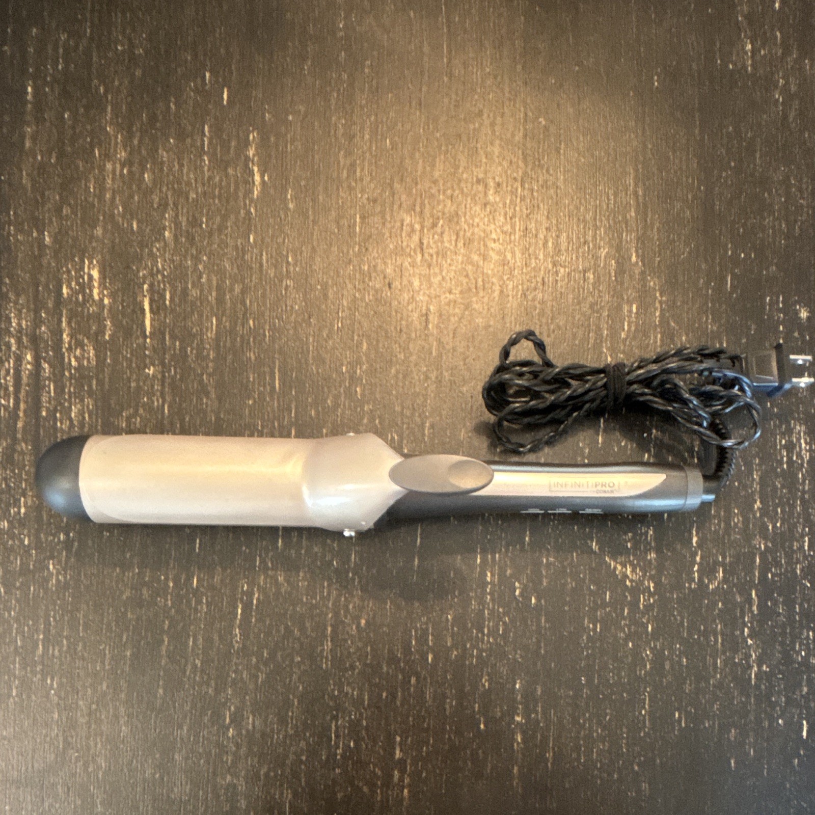 Conair InfinitiPRO 1″ Ceramic Curling Iron 3 Heat Settings 400°F Gray/White