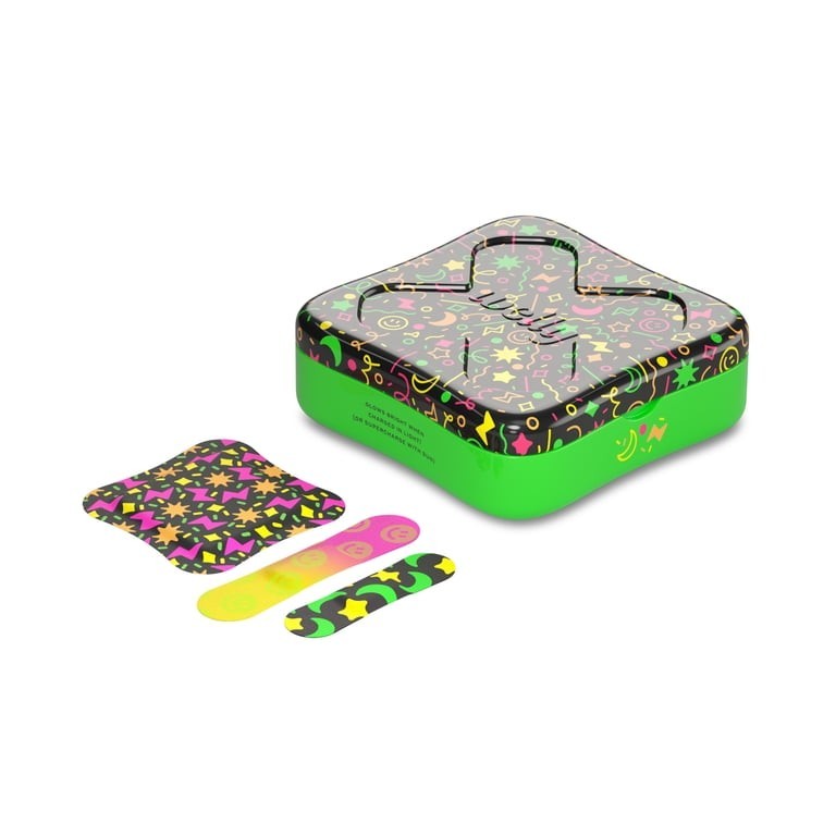 Glow in the Dark Bandages Flex Fabric Assorted Sizes Kids First Aid 50 Count