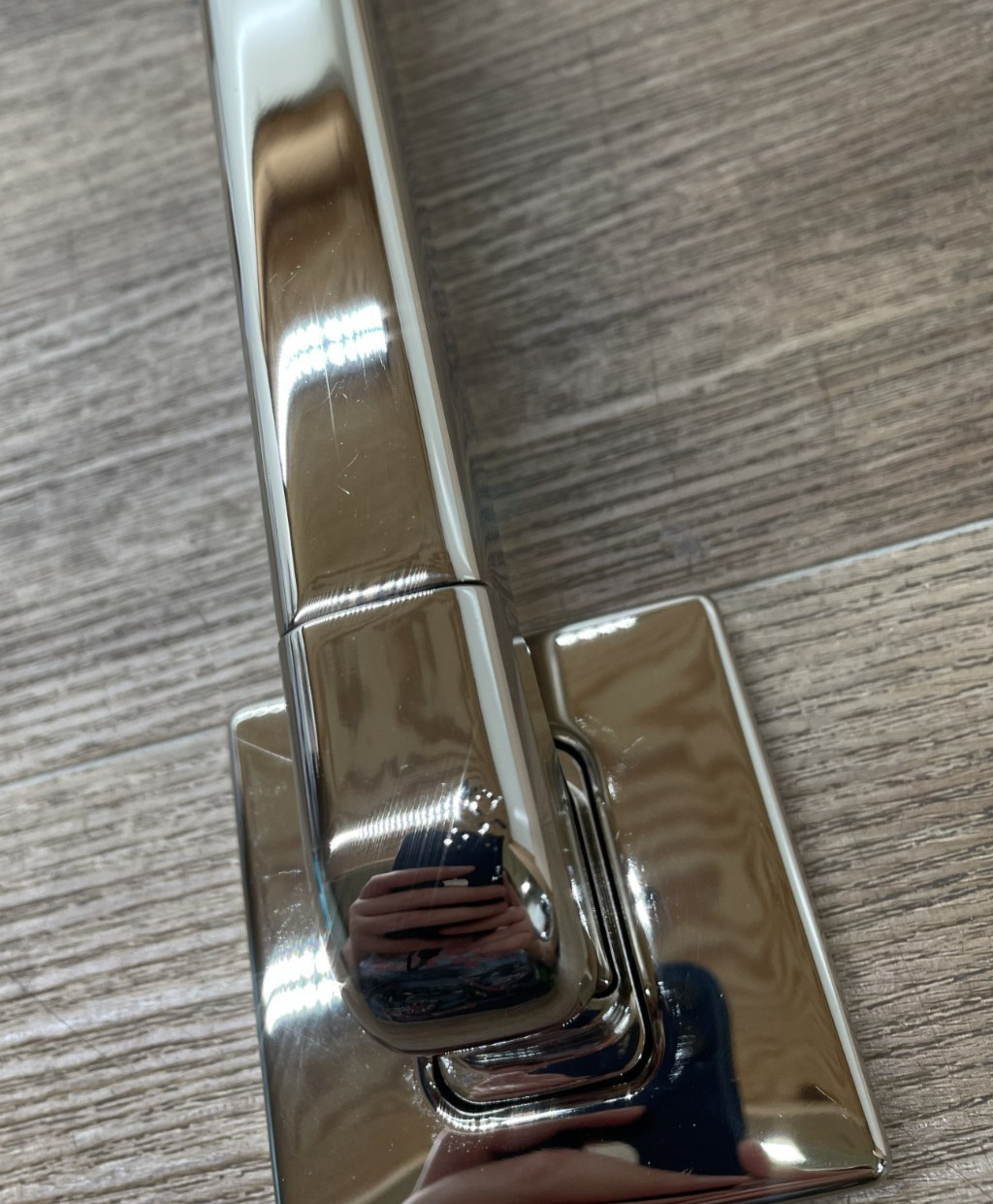 Delta 41918-PN 18″ Bathroom Grab Bar – Brilliance Polished Nickel *READ*