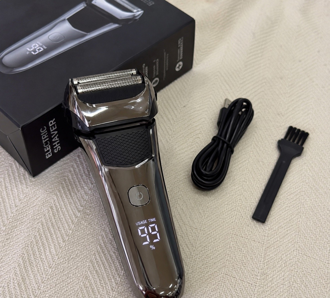 Rechargeable Electric Razor for Men Cordless Foil Shaver LED Display USB Charge