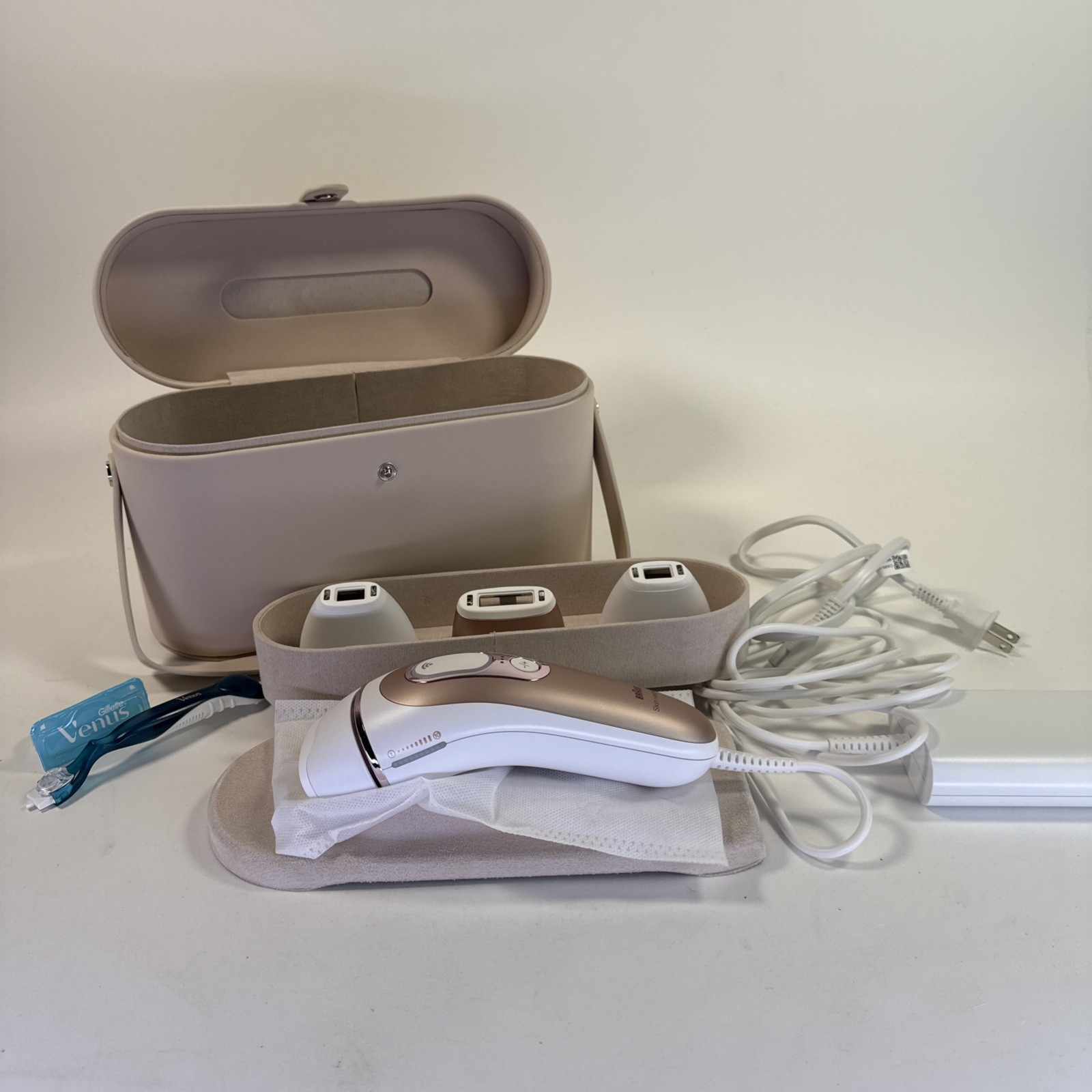 Braun IPL Skin i·expert, at Home Laser Hair Removal