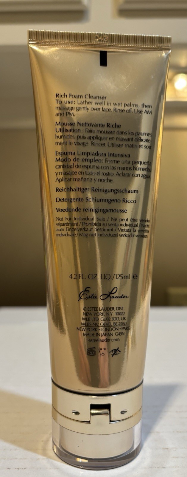 ESTEE LAUDER RE-NUTRIV RICH FOAM CLEANSER (4.2OZ/125ML) FULL-SIZE SEALED NEW
