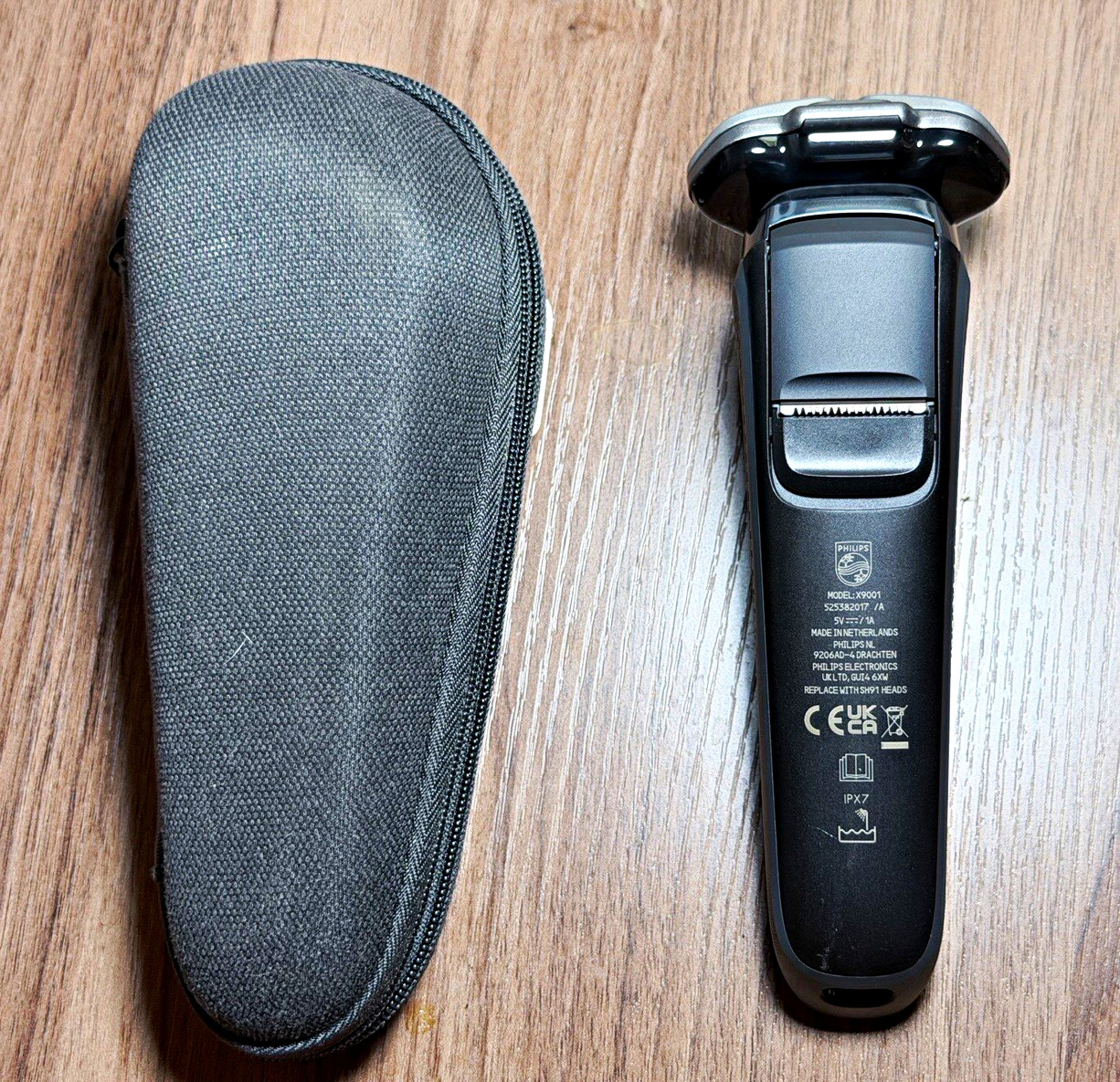 Philips Norelco Shaver 9000 Series X9001 – Wet & Dry Mens Electric Razor – Open