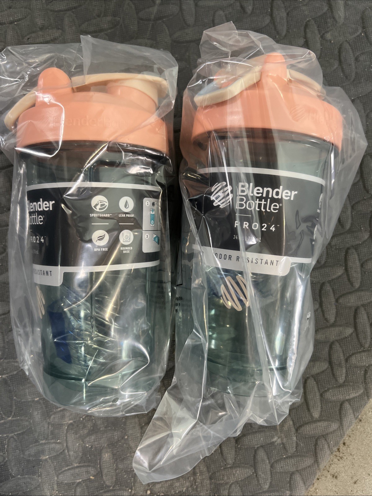 2 Pack BlenderBottle Pro24 Energy and Sports Drinks – Orange/green – 24oz