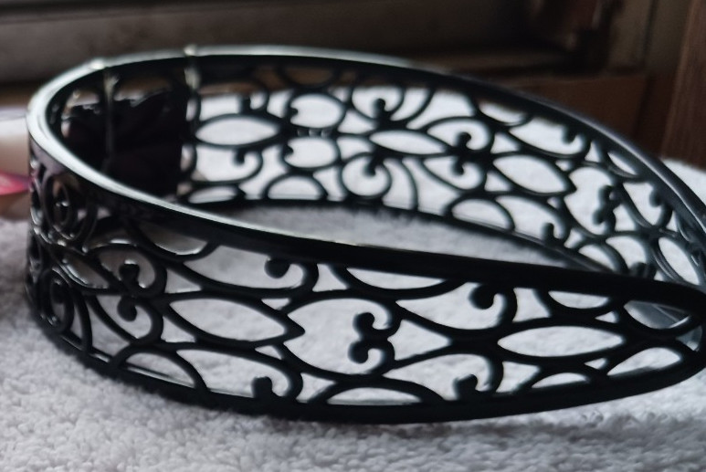 Goody Wide Intricate Scroll Design Plastic Head Band Black Tortoiseshell Brown