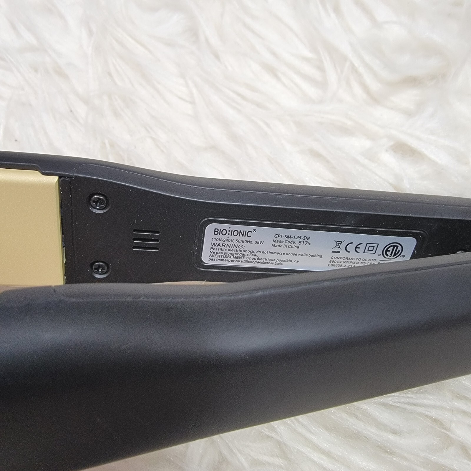 Bio Ionic Gold Pro 24K Ceramic Smoothing 1.25″ Flat Iron Up to 450° Nano Tec