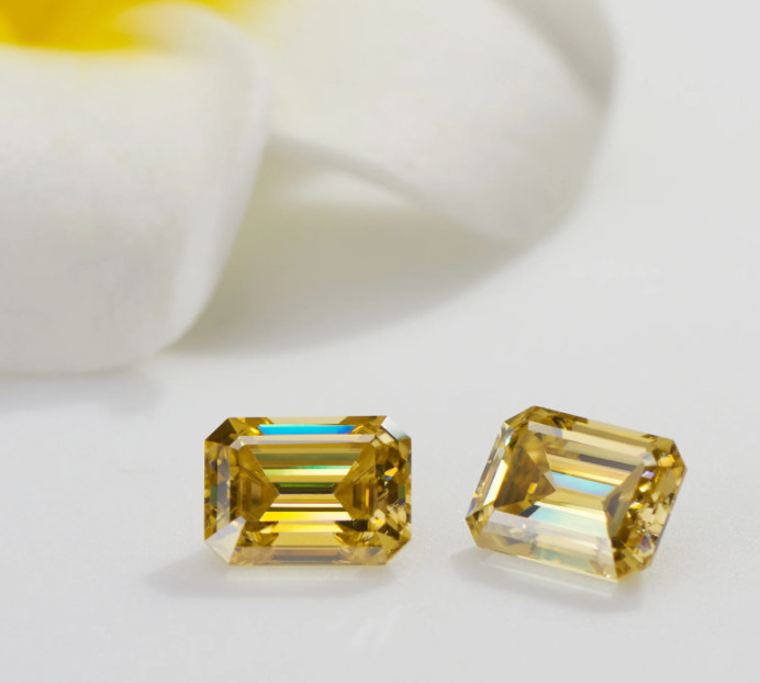 Natural Yellow Color 3 Ct Lab grown Diamond Emerald Cut VVS1 Clarity Certified