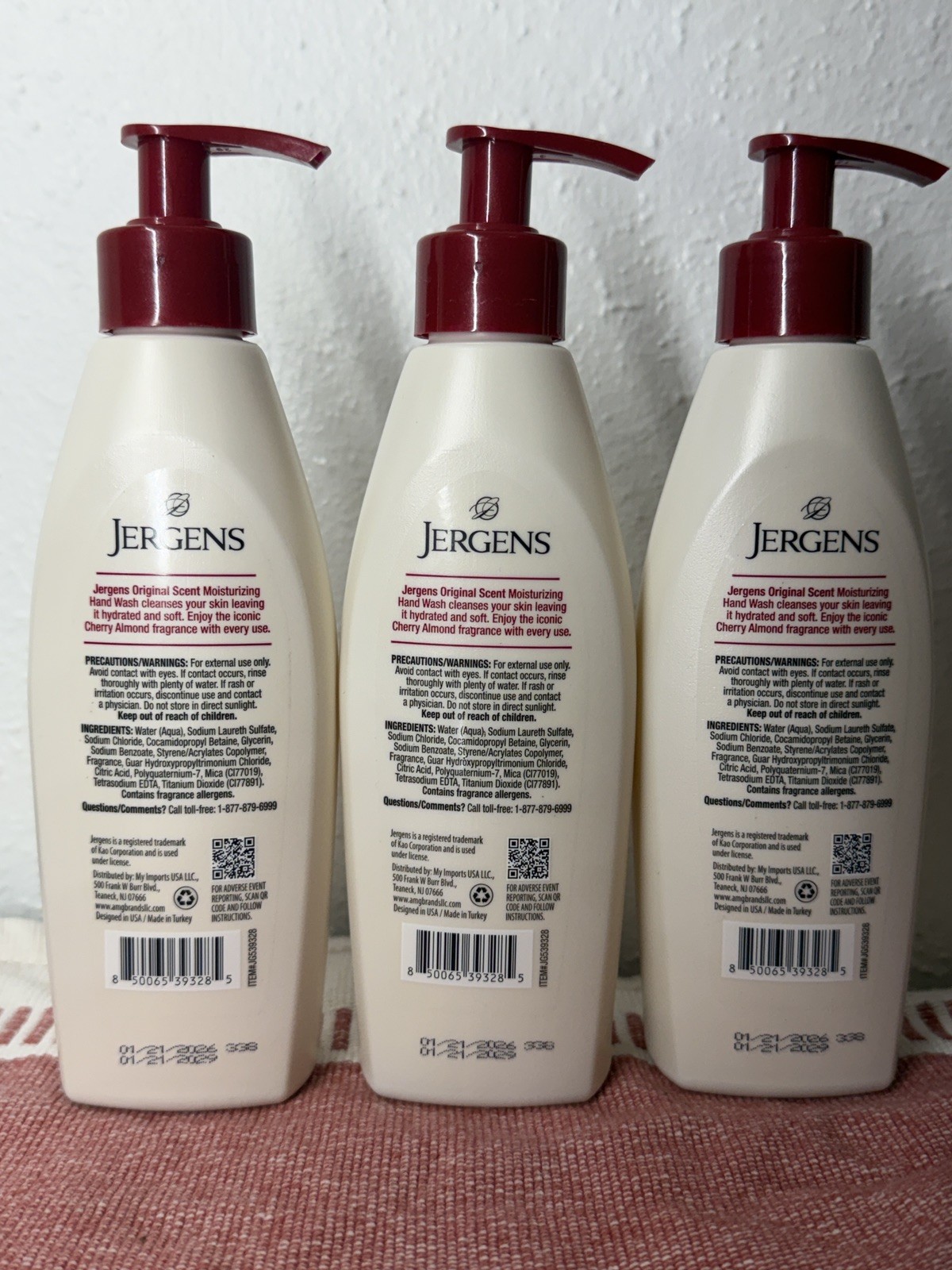 3 Pack Jergens Original Cherry Almond Moisturizing Hand Wash Soap Pump 8.45 oz