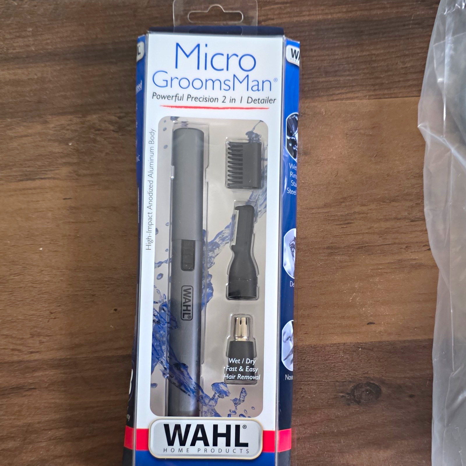 Wahl Micro GroomsMan Nose/Ear Trimmer Wet/Dry 2-in-1 Battery, 2 Heads