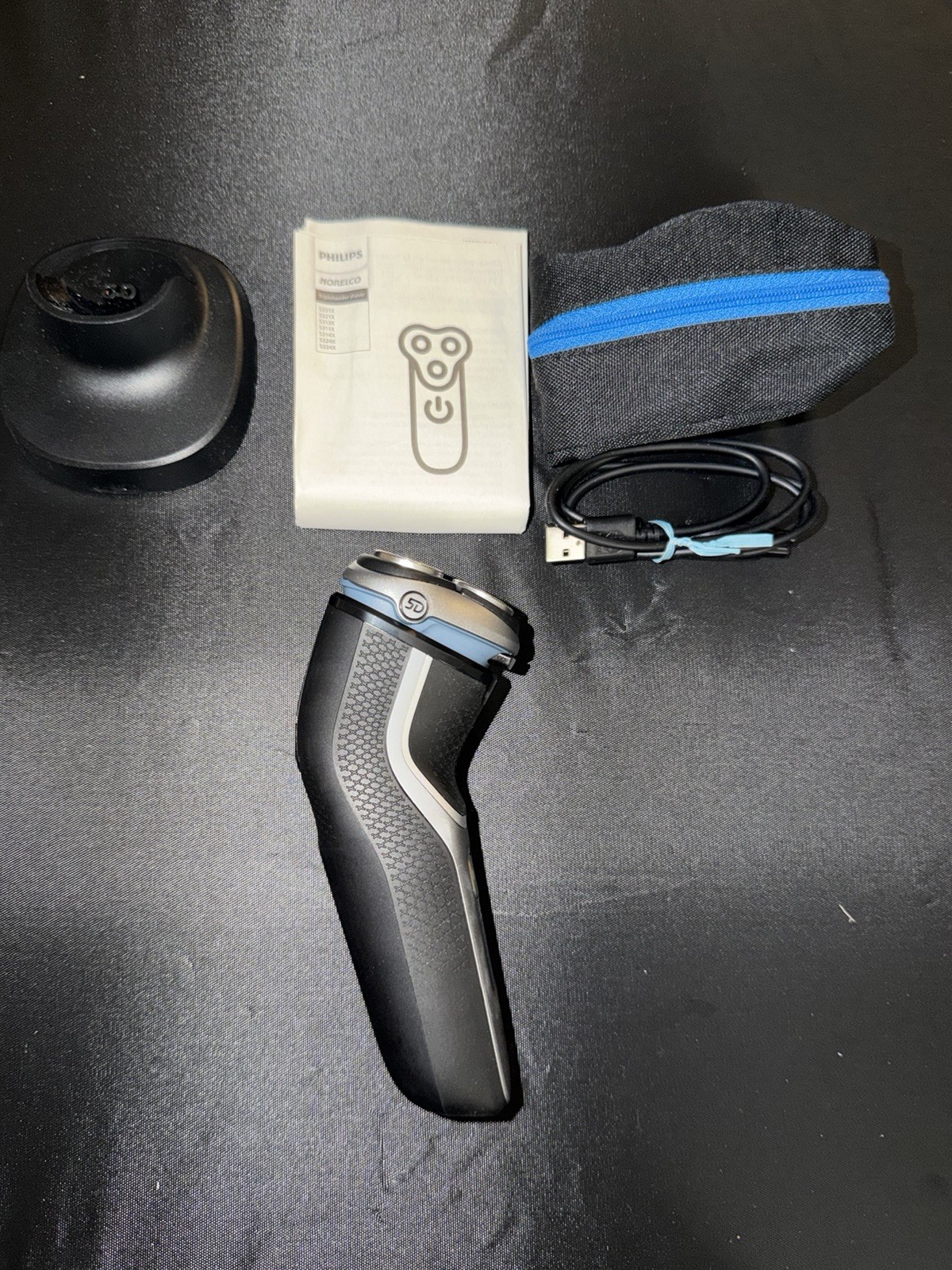Philips Norelco Shaver 3900 Wet Dry Electric Razor S3341/92 Charging Stand