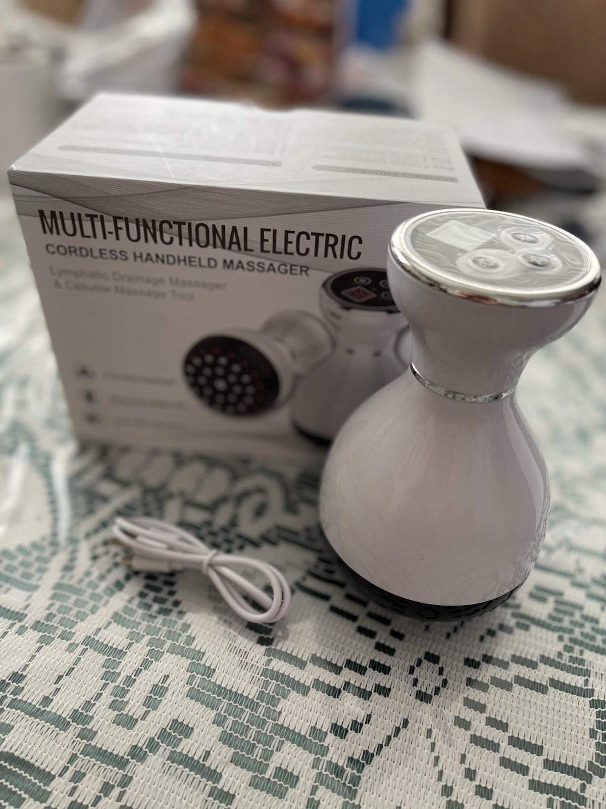 Cordless Rechargeable Low Noise Handheld Massager Full Body White USB Charge
