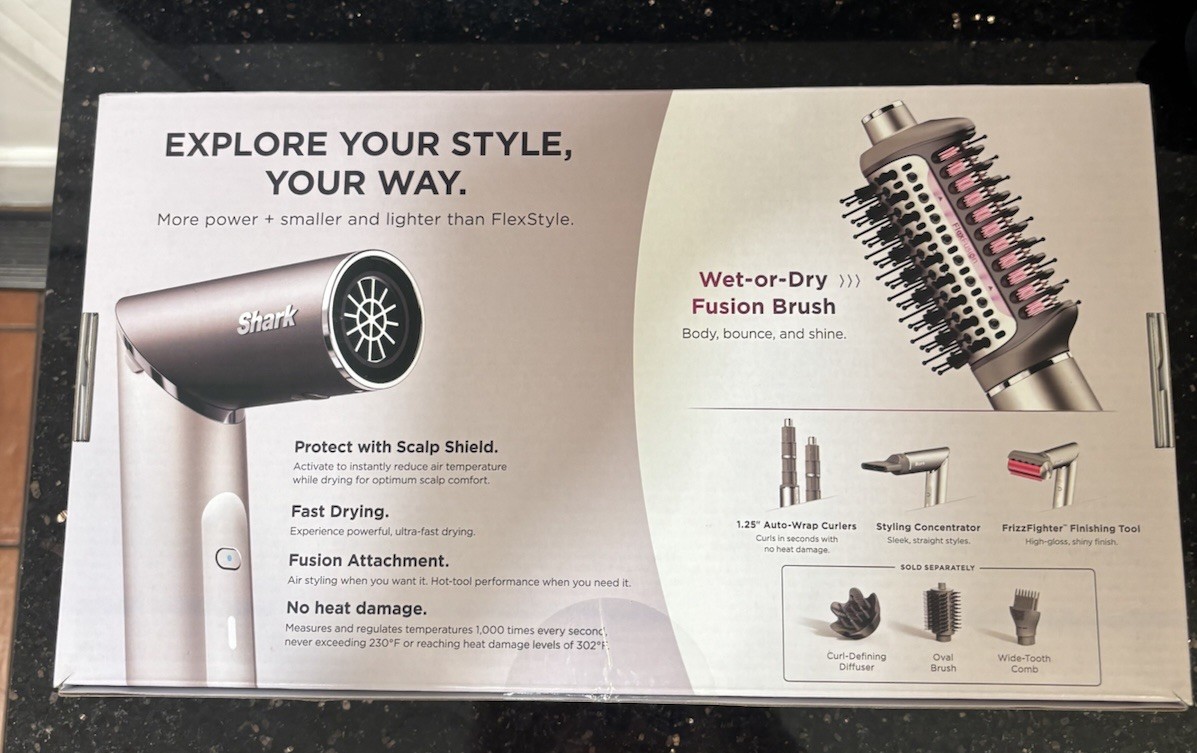 Brand New Shark HD641 FlexFusion Hair Dryer+Fusion Hair Brush Ceramic Air Styler