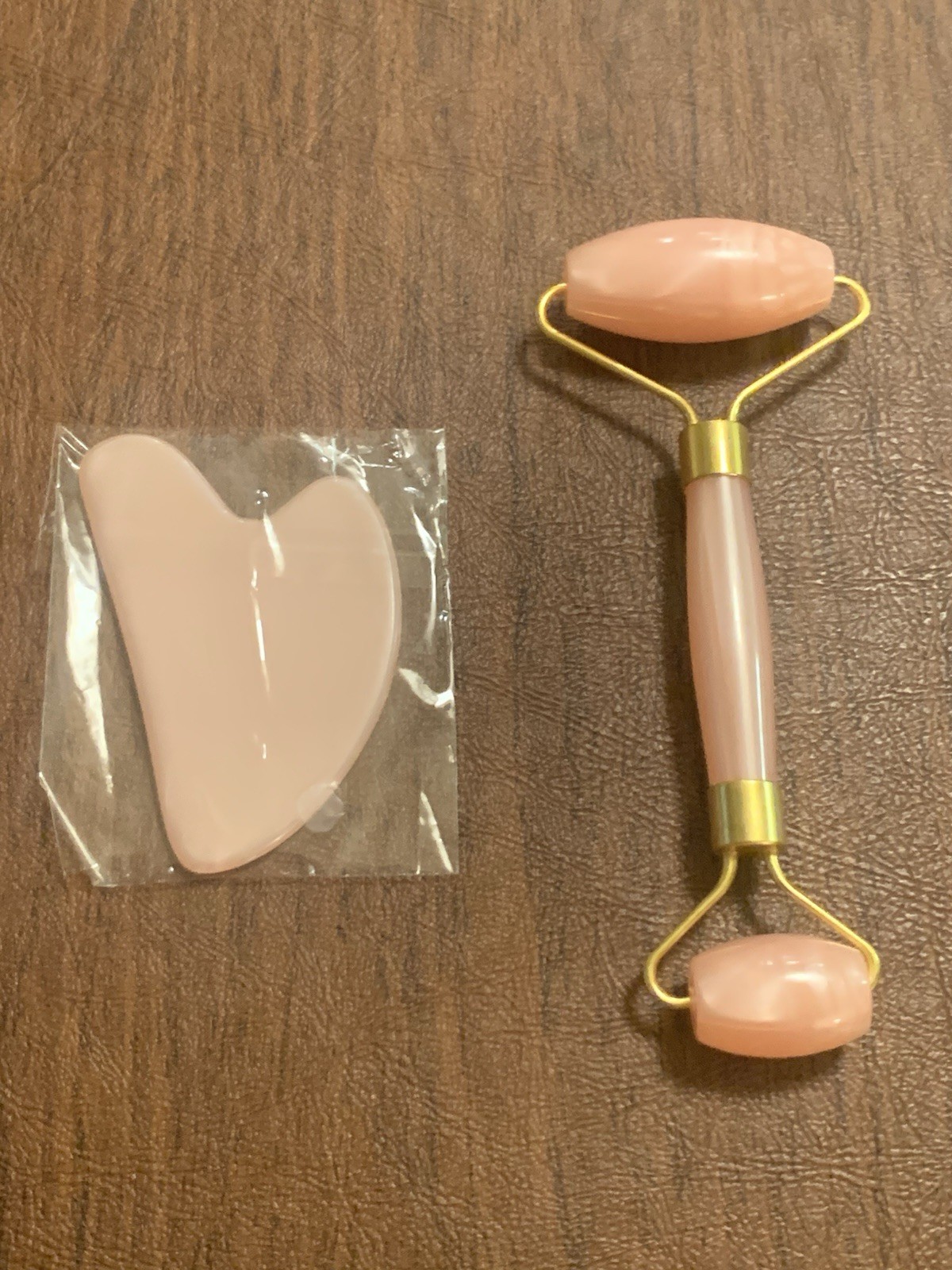 Pink Stone Face Roller & Gua Sha Set, Manual Handheld, Face/Neck, Gold