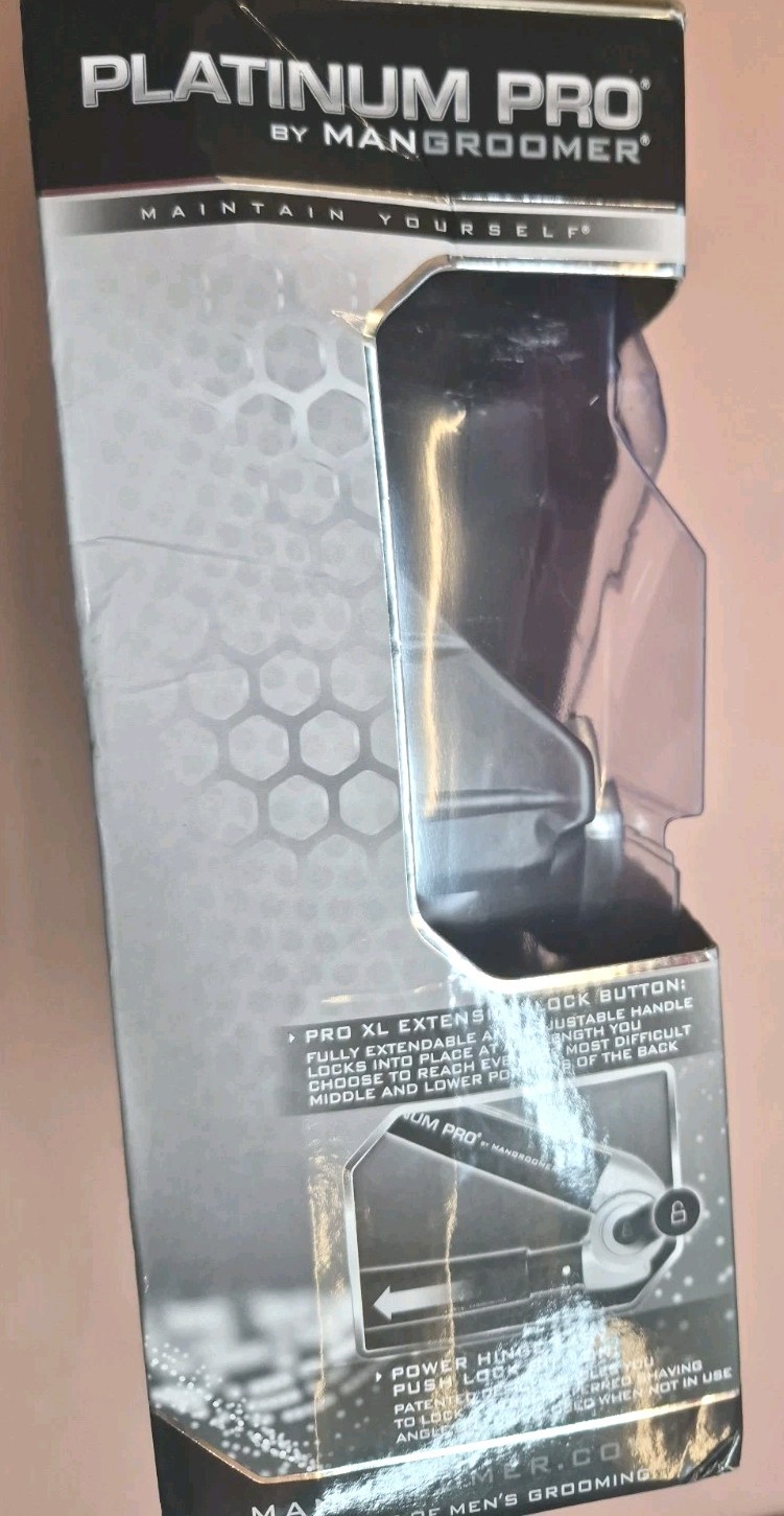 Open Box* Mangroomer Platinum Pro – Back Shaver with 3 Shock Absorber Flex Heads