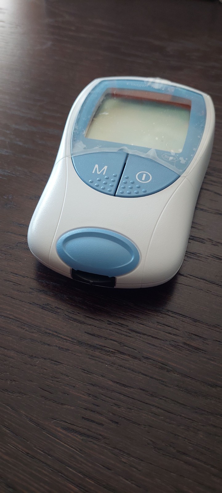 Roche CoaguChekXS SUPER CONDITION Blood Clotting Monitoring System/Meter INR