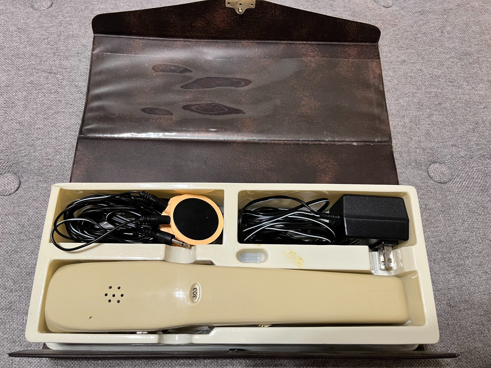 Doctron Electro-Thermo Acupuncture Model 303 – Excellent/Working!