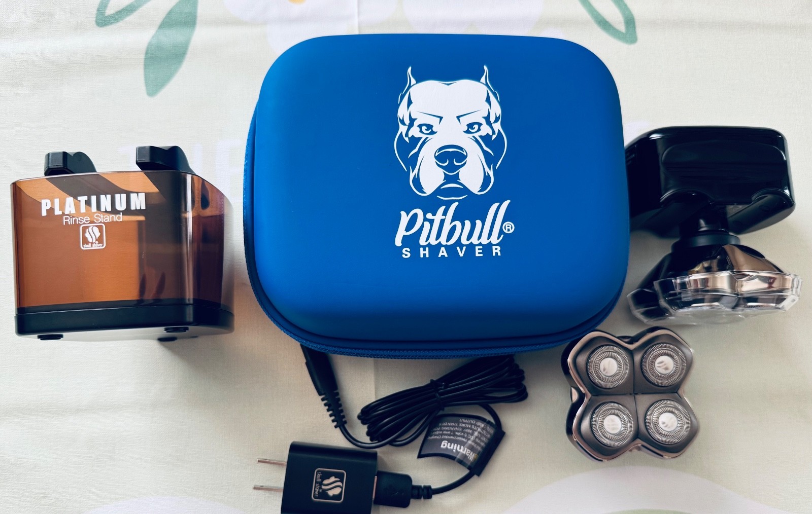 Pitbull Gold PRO Head and Face Shaver | USB charging cable included