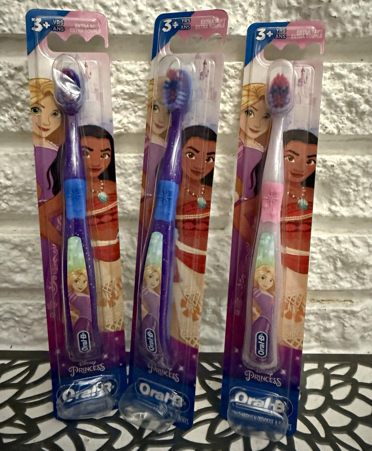 Oral-B Disney Princess Girls Regular Toothbrush Extra Soft 3+ Years 3 Pack