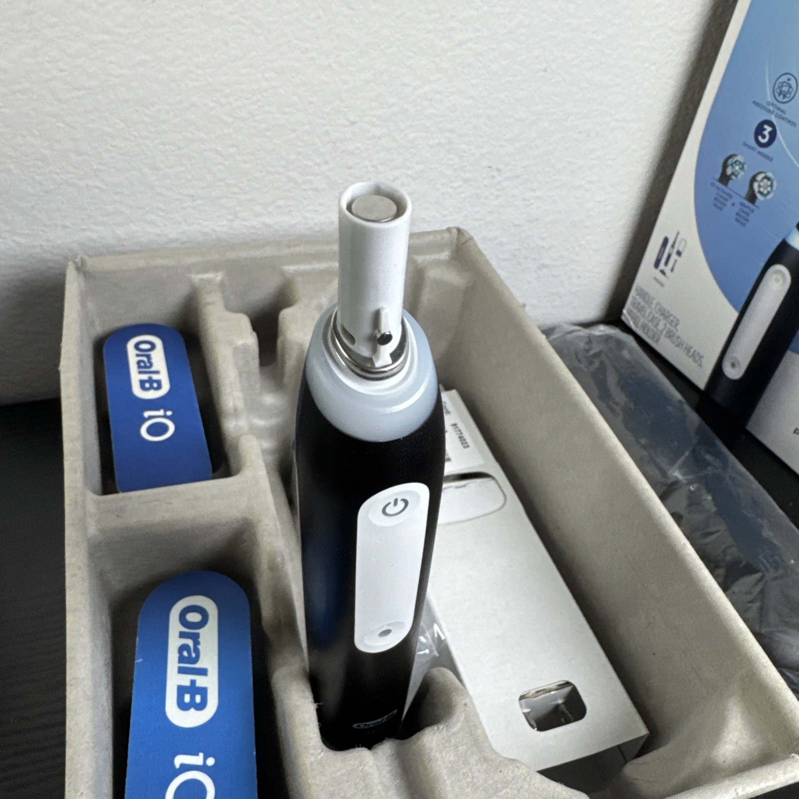 Oral-B iO Series 3 Limited Electric Toothbrush Black w/ 2 Brush Heads Open Box