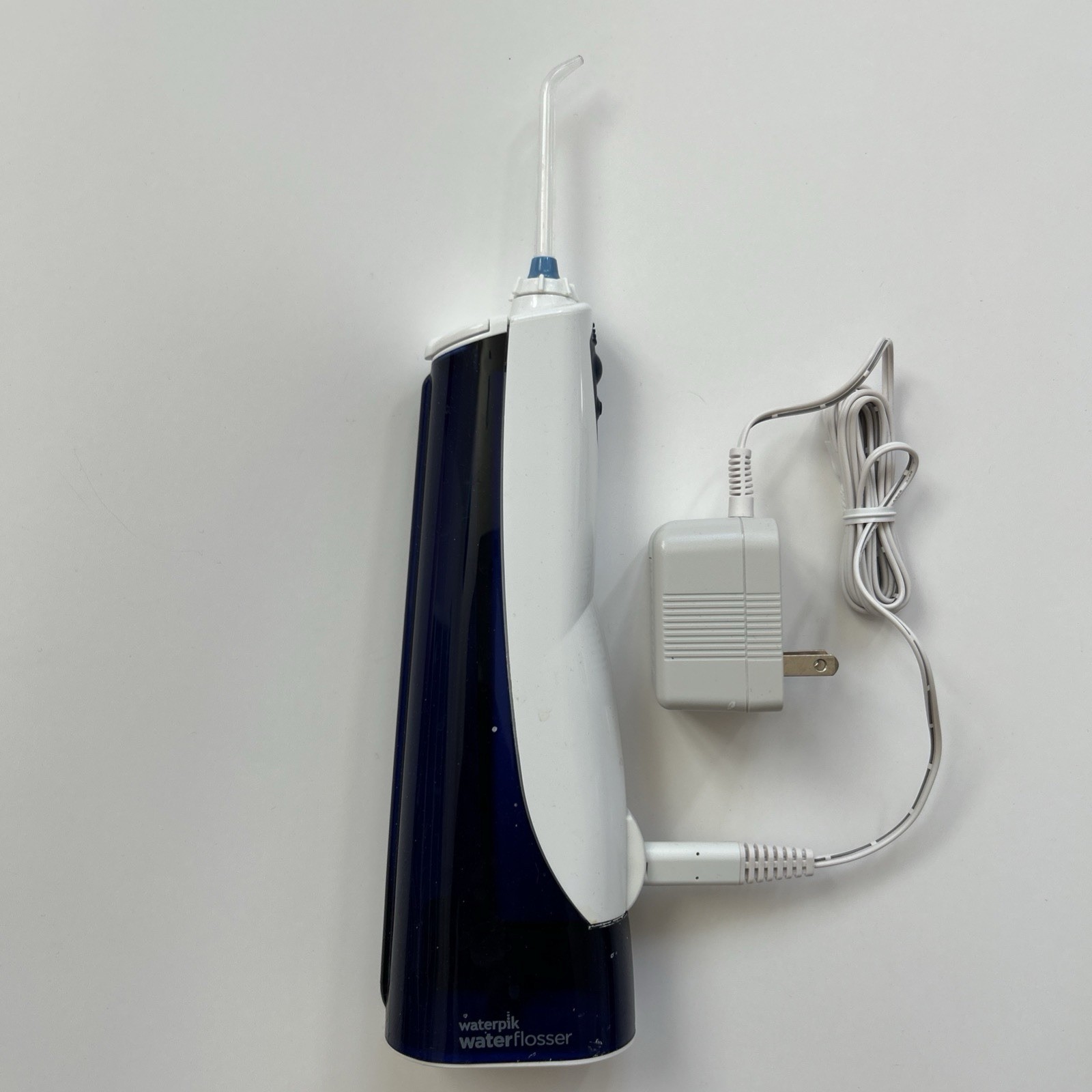 Waterpik Cordless Water Flosser Blue White WP 60 Portable Rechargeable w Charger
