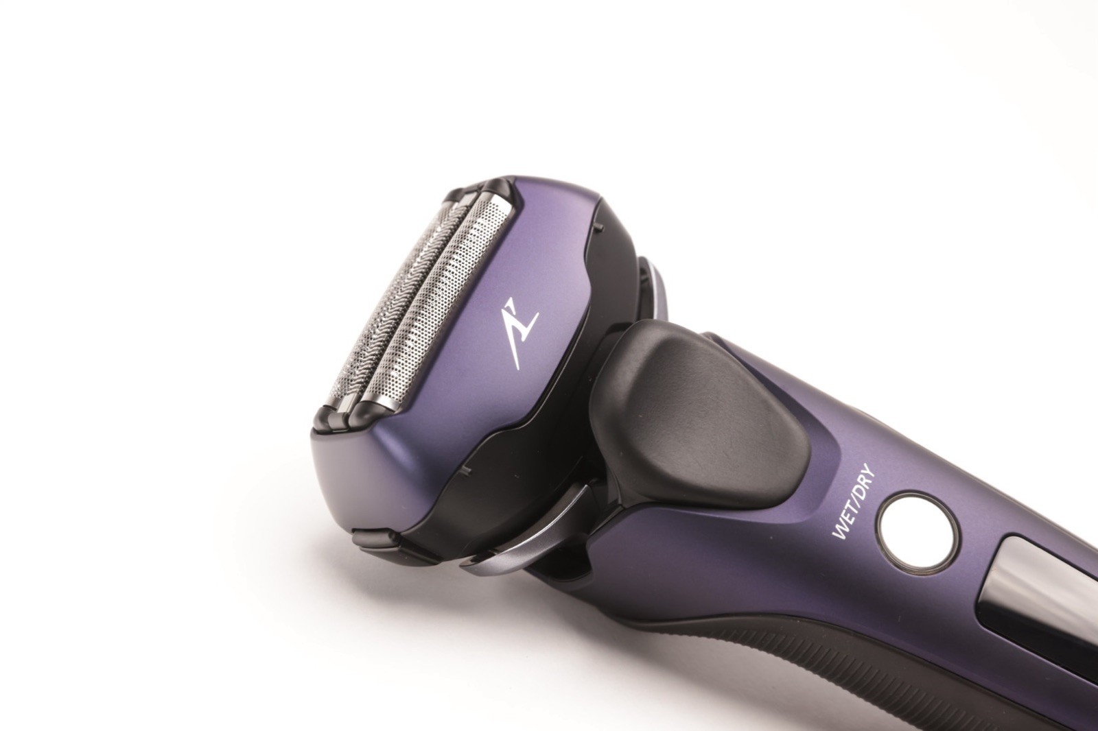 Panasonic ARC3 Wet Dry 3-Blade Electric Shaver w/ Pop-Up Trimmer ES-LT67 New