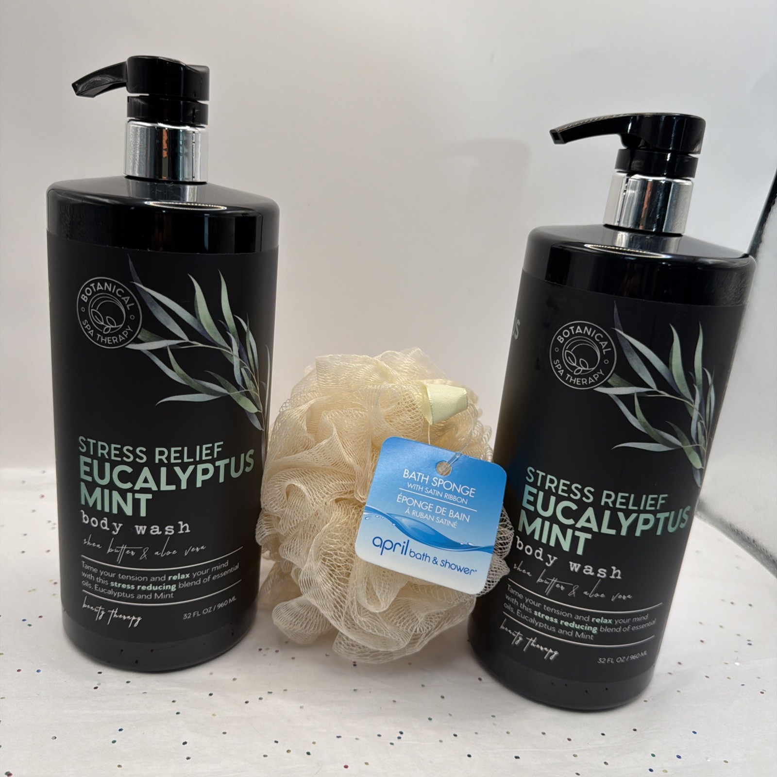 2 Pack Botanical Spa Therapy Eucalyptus Mint Body Wash 33oz Shea Aloe + Sponge