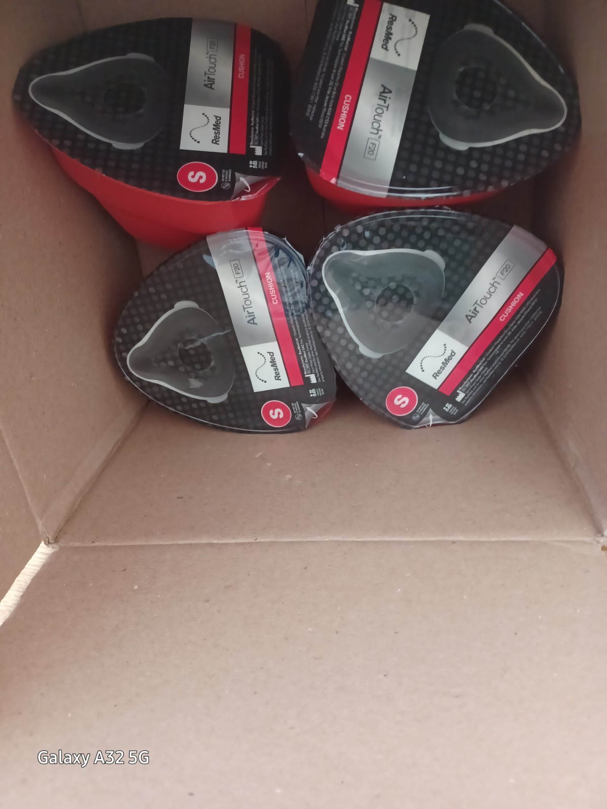 4 Brand New ResMed AirTouch F20 Cushion size Small New in Pack #63028