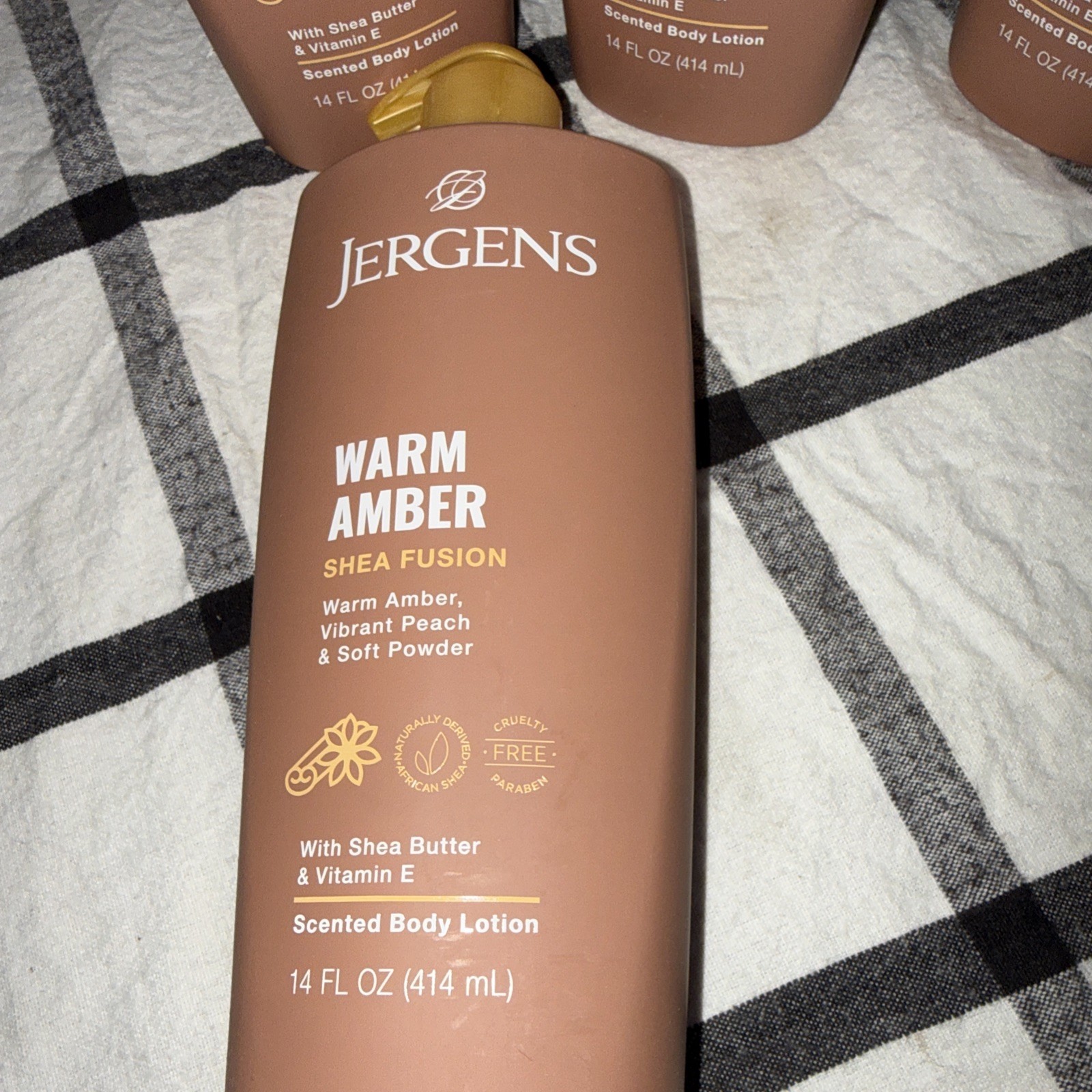 5-Jergens Shea Fusion Warm Amber, Peach & Soft Powder Body Lotion, Moisturizer