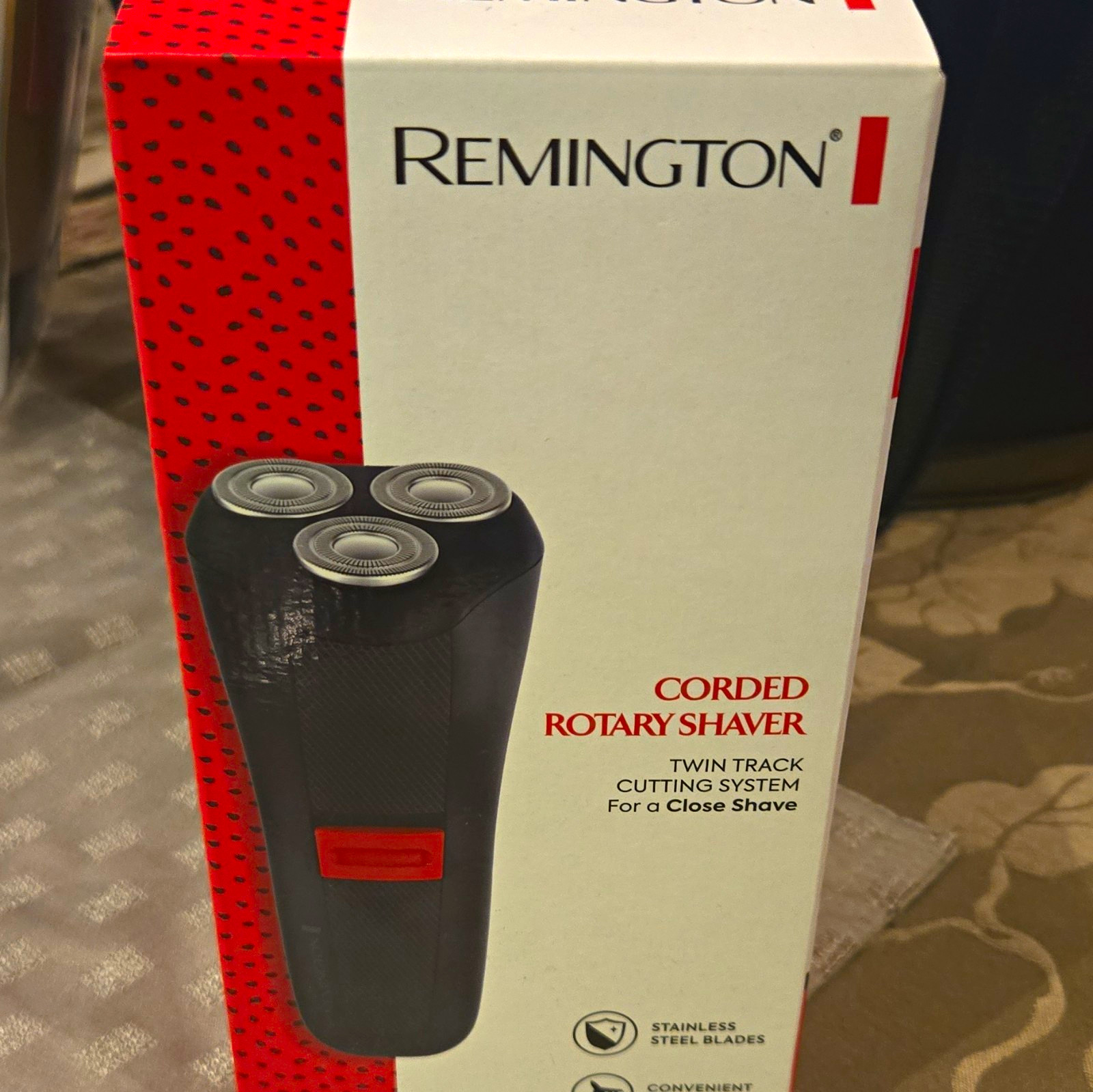 Remington Corded 3-Head Rotary Men’s Facial Shaver, Twin Track, Black/Red