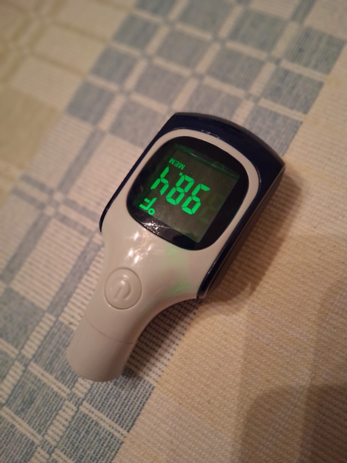Digital Medical Thermometer with Digital Display, White/Blue