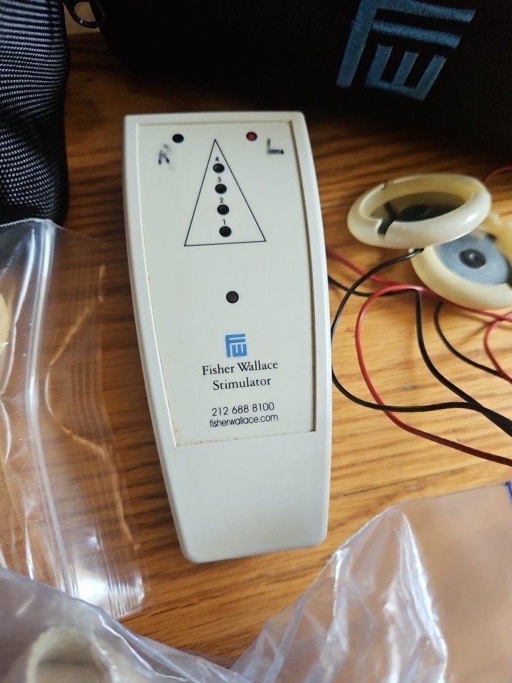 Fisher Wallace Stimulator Electrotherapy Device FW-100 v2