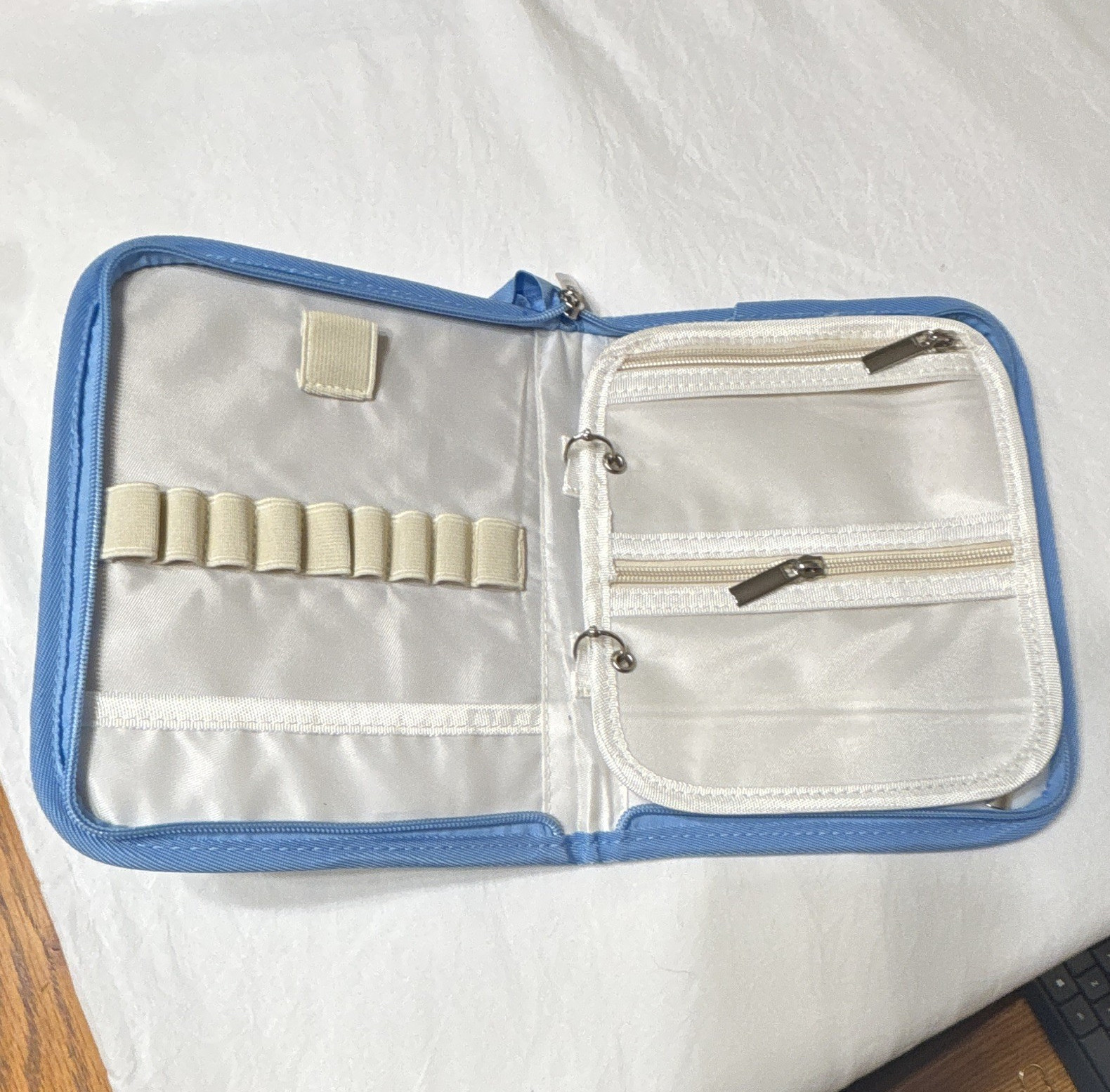 Blue & White craft tool or makeup Organizer, Zipper Closure, Multiple Pockets