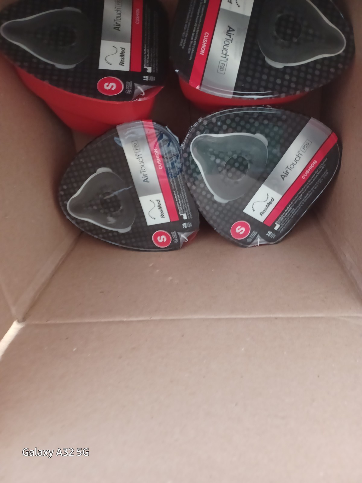 4 Brand New ResMed AirTouch F20 Cushion size Small New in Pack #63028