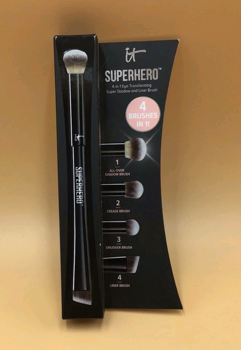IT Cosmestics Superhero 4-in-1 Eye Transforming Super Shadow Liner Makeup Brush
